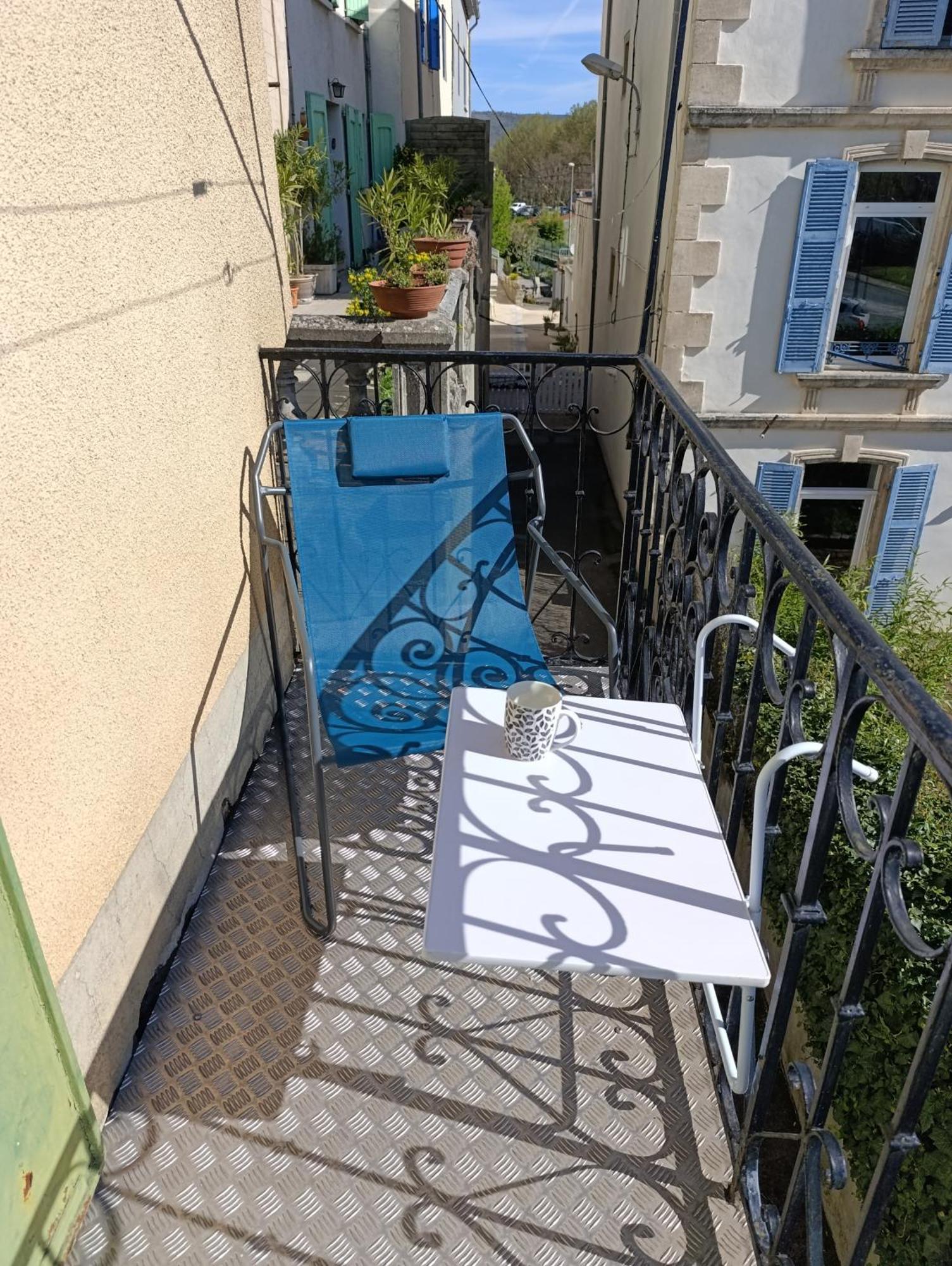 Maison Spacieuse Et Agreable Saint-Georges-de-Luzençon Kültér fotó