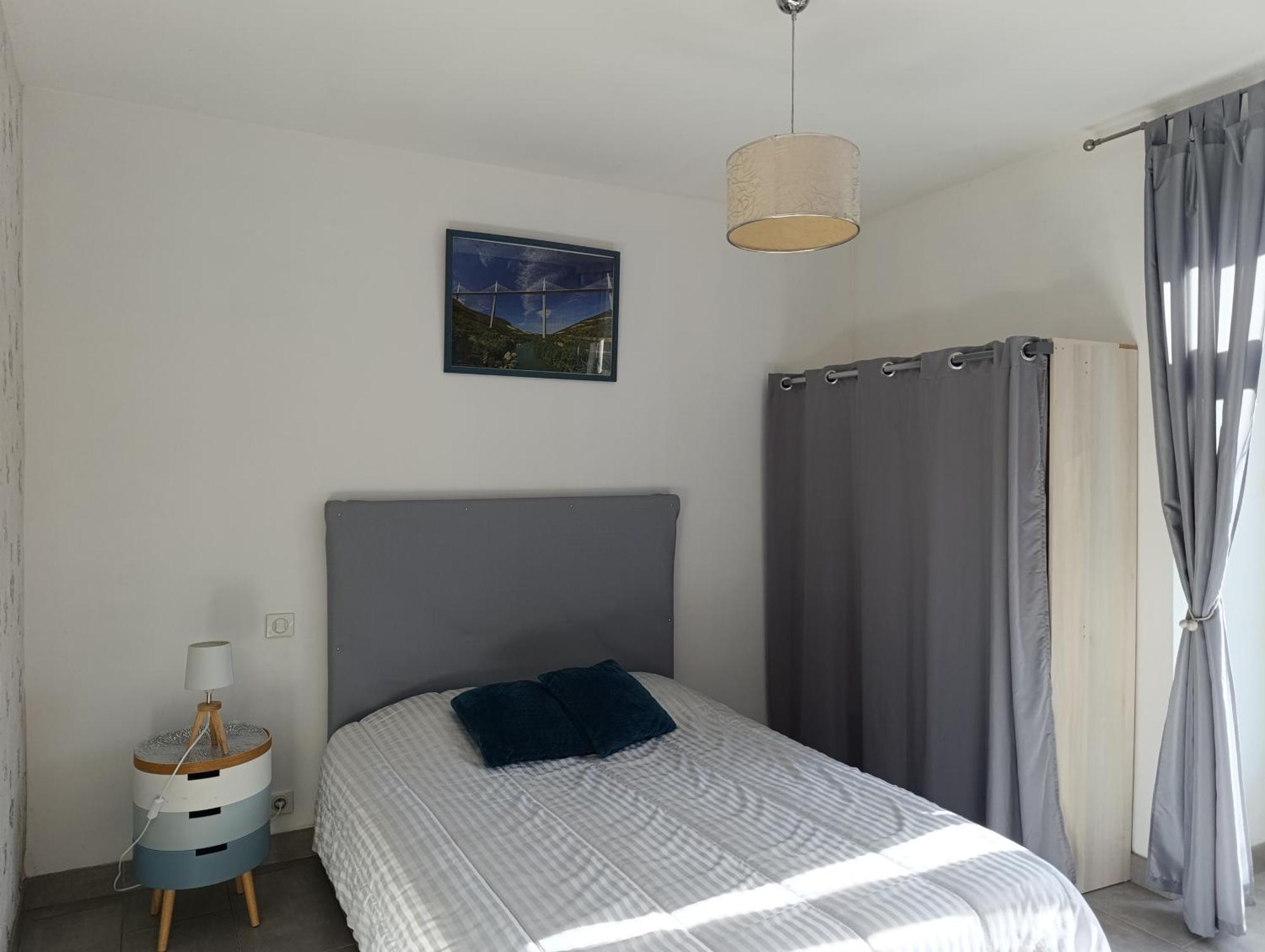 Maison Spacieuse Et Agreable Saint-Georges-de-Luzençon Kültér fotó